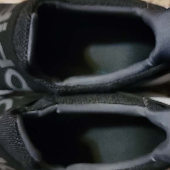 Adidas Cloudfoam Shoes - Picture 7 of 7